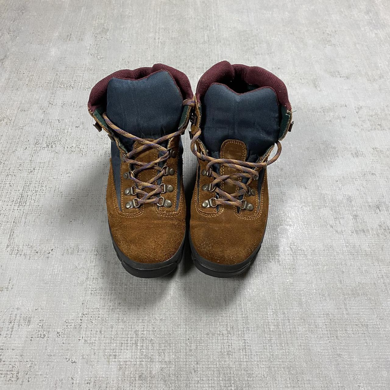 Men’s vintage 1990’s Timberland hiking boots.... - Depop