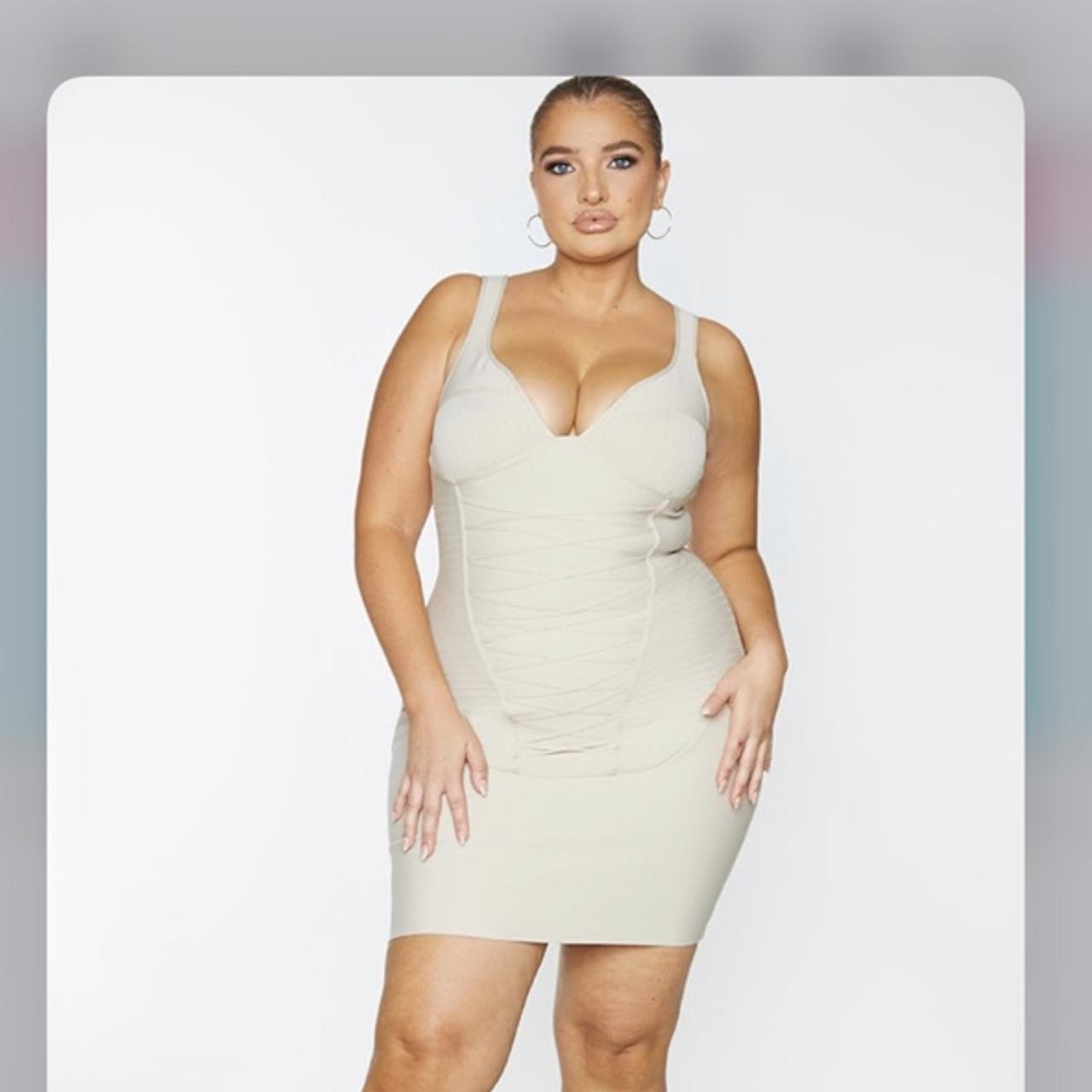 PRETTYLITTLETHING Plus bodycon dress Size Depop