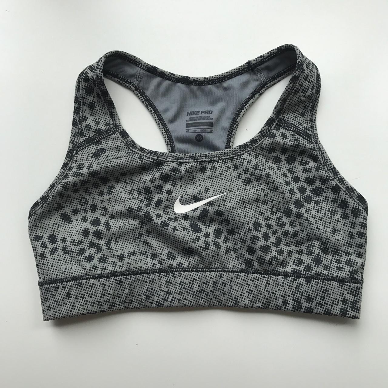 nike patterned sports bra