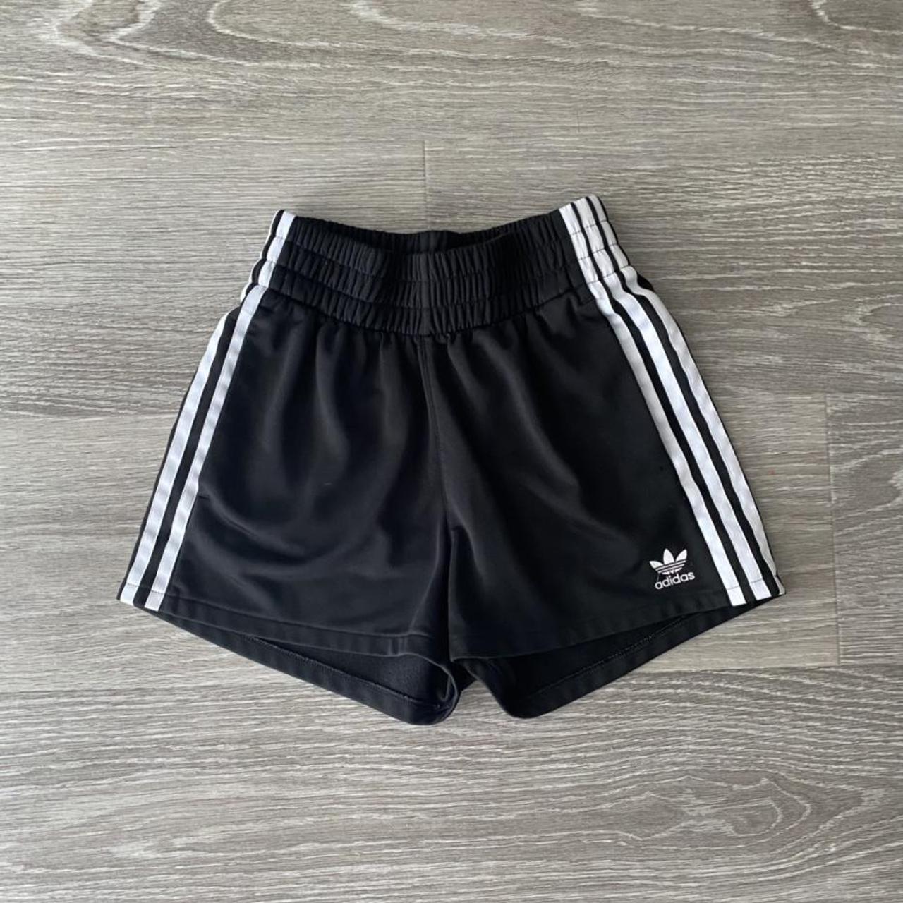 Adidas Women's Black and White Shorts | Depop