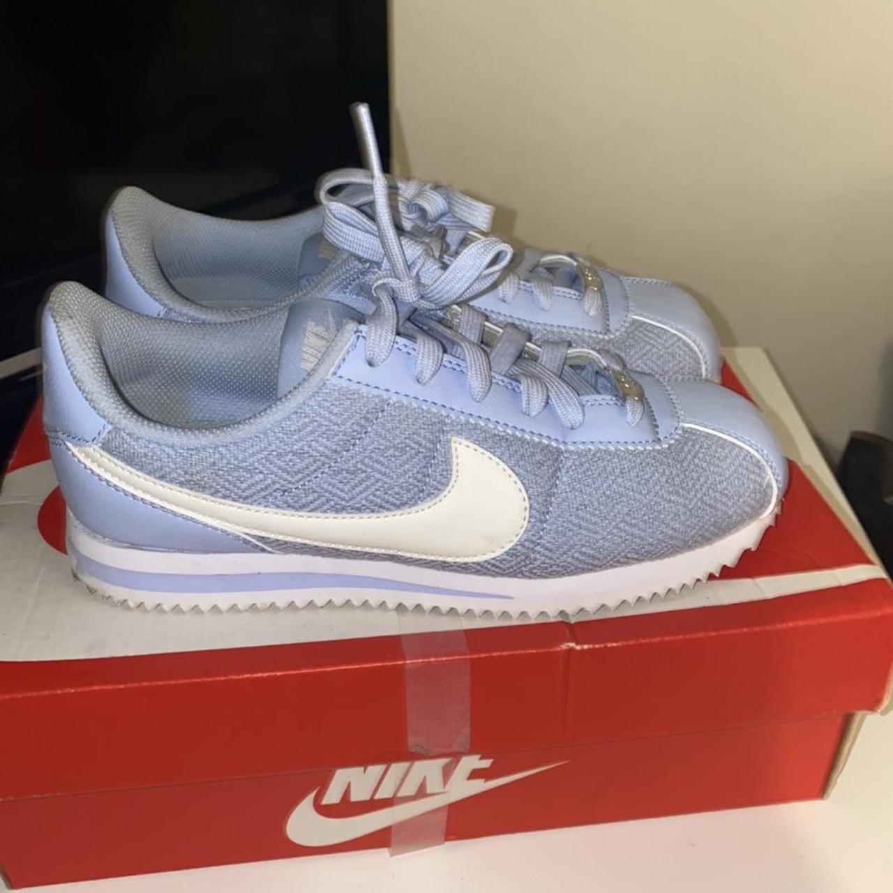 Nike cortez hotsell baby blue