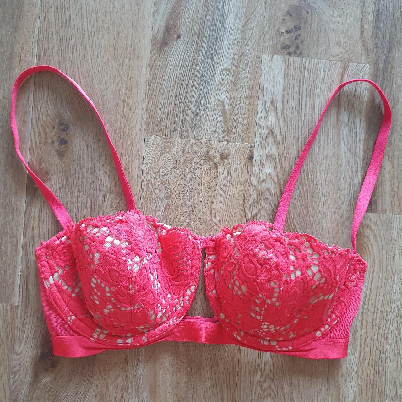 Victoria's Secret Bra 34D Dream Angels Demi Bra Used - Depop