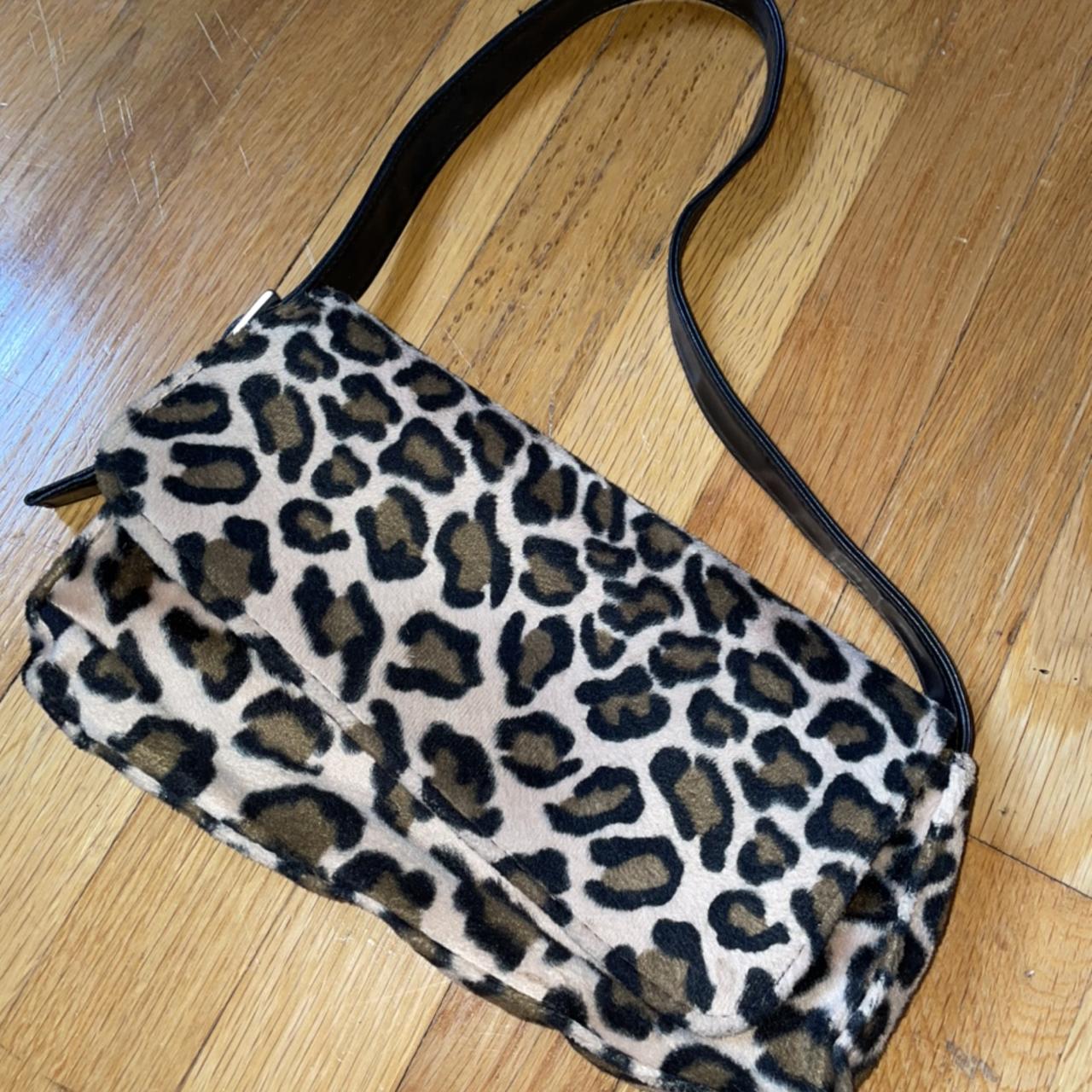 Animal print best sale shoulder bag zara