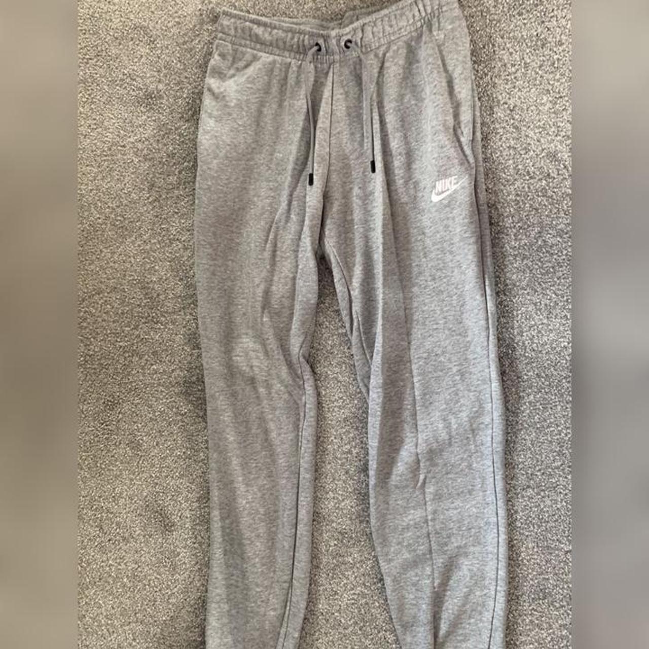 nsw essential fleece pant