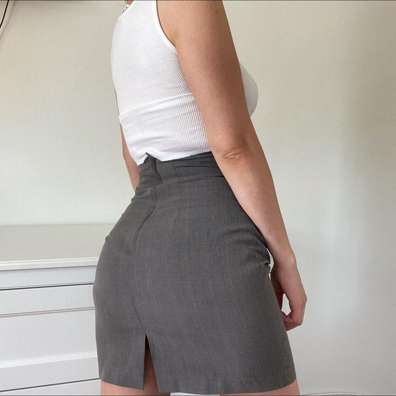 Vintage 80s plaid mini skirt. High waisted. In great... Depop