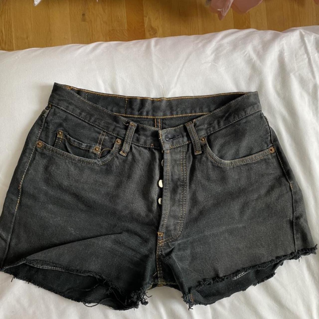 black vintage levi shorts