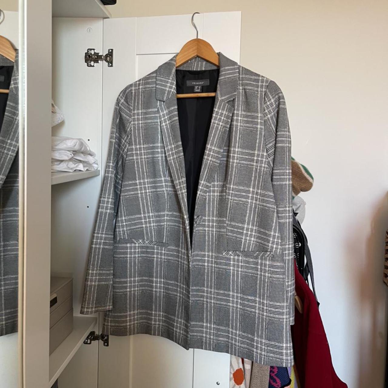 Primark check blazer. Really good quality. Size 8 - Depop