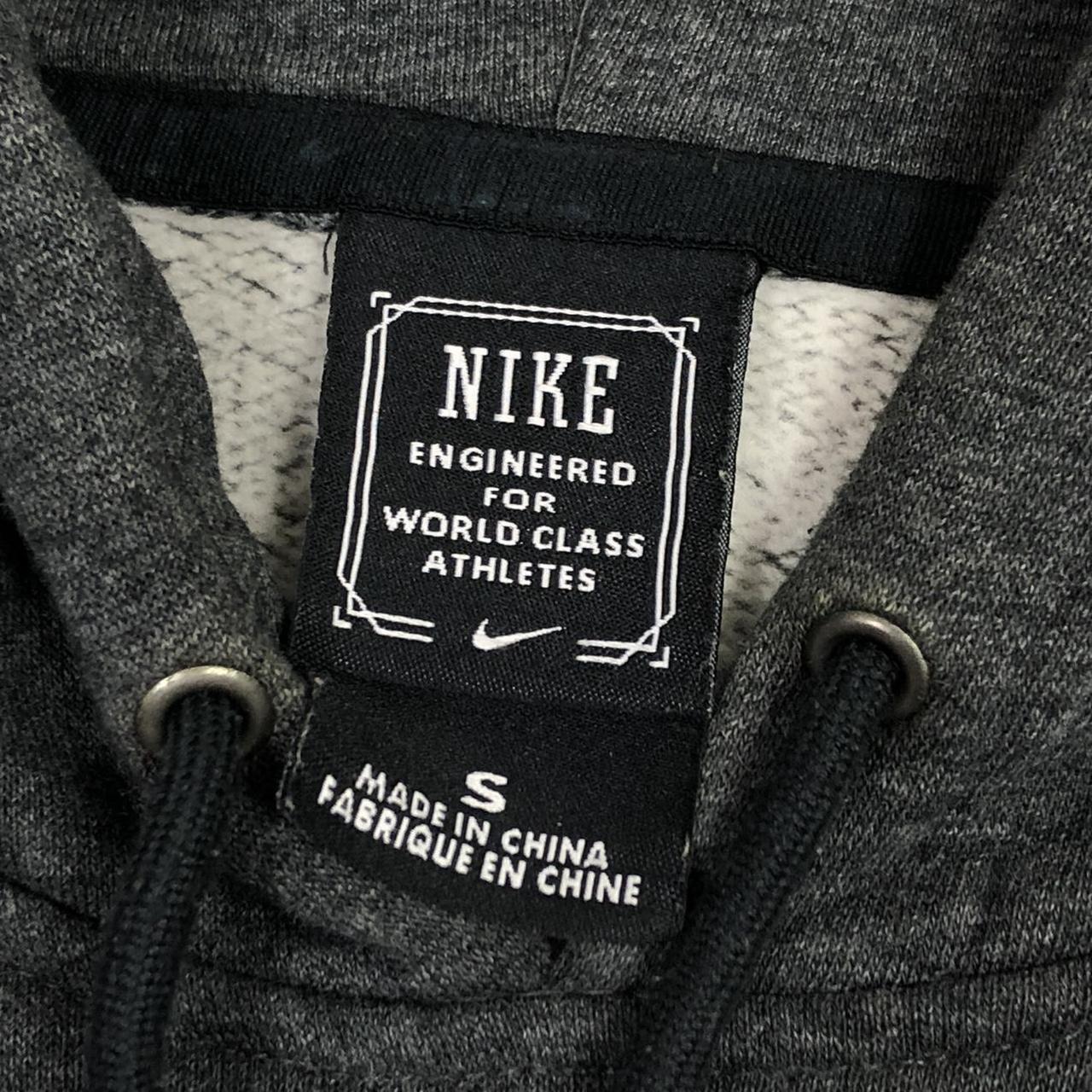 centre swoosh nike hoodie
