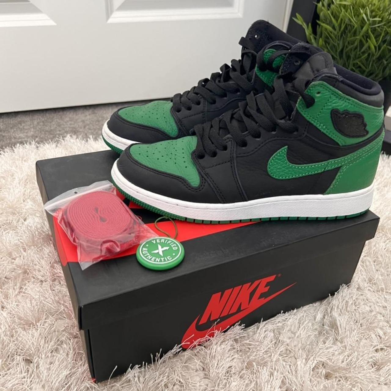 JORDAN 1 RETRO HIGH PINE GREEN, SIZE 5Y, 100%...