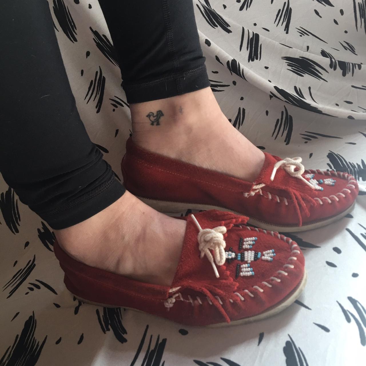 red leather minnetonka moccasins