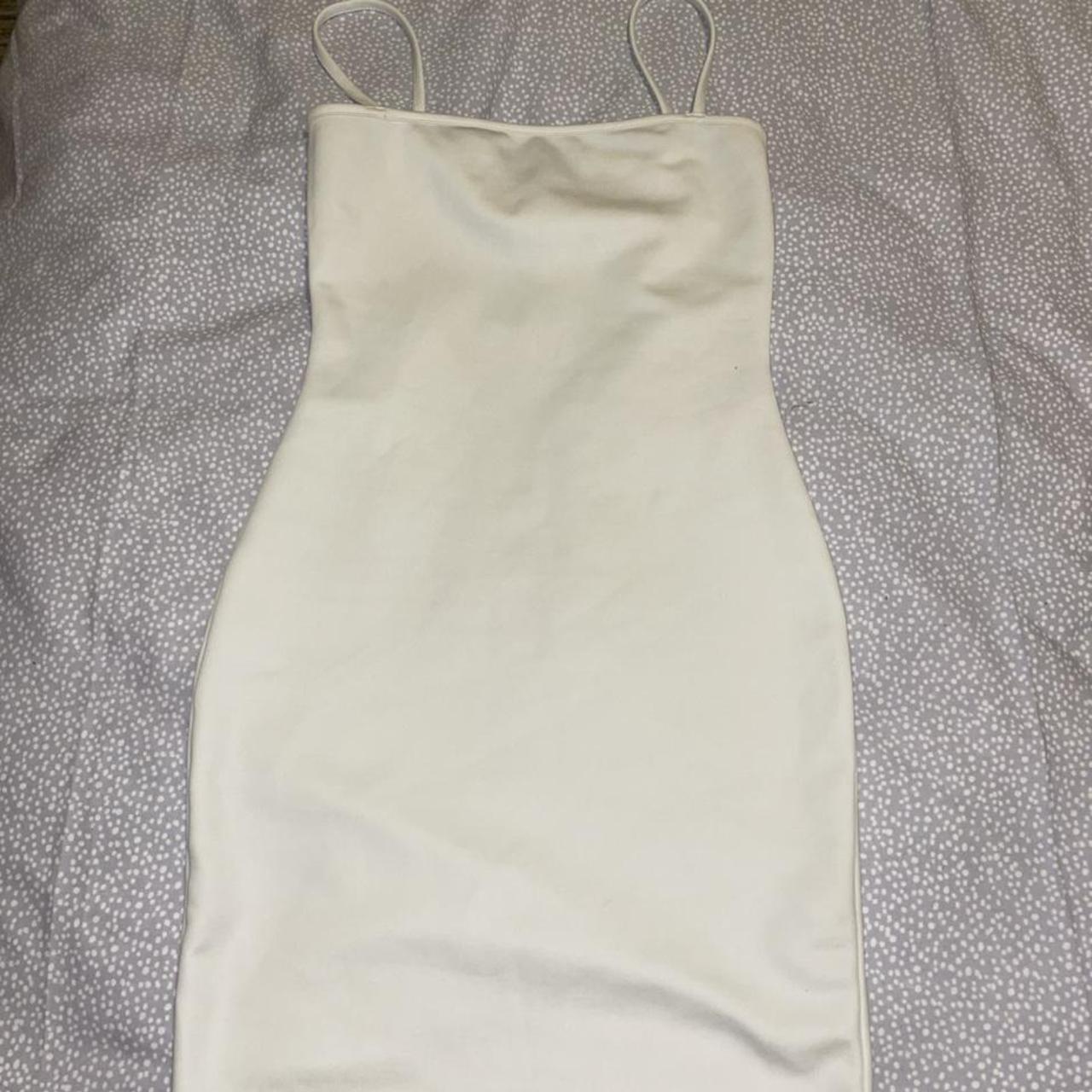 white dress plt