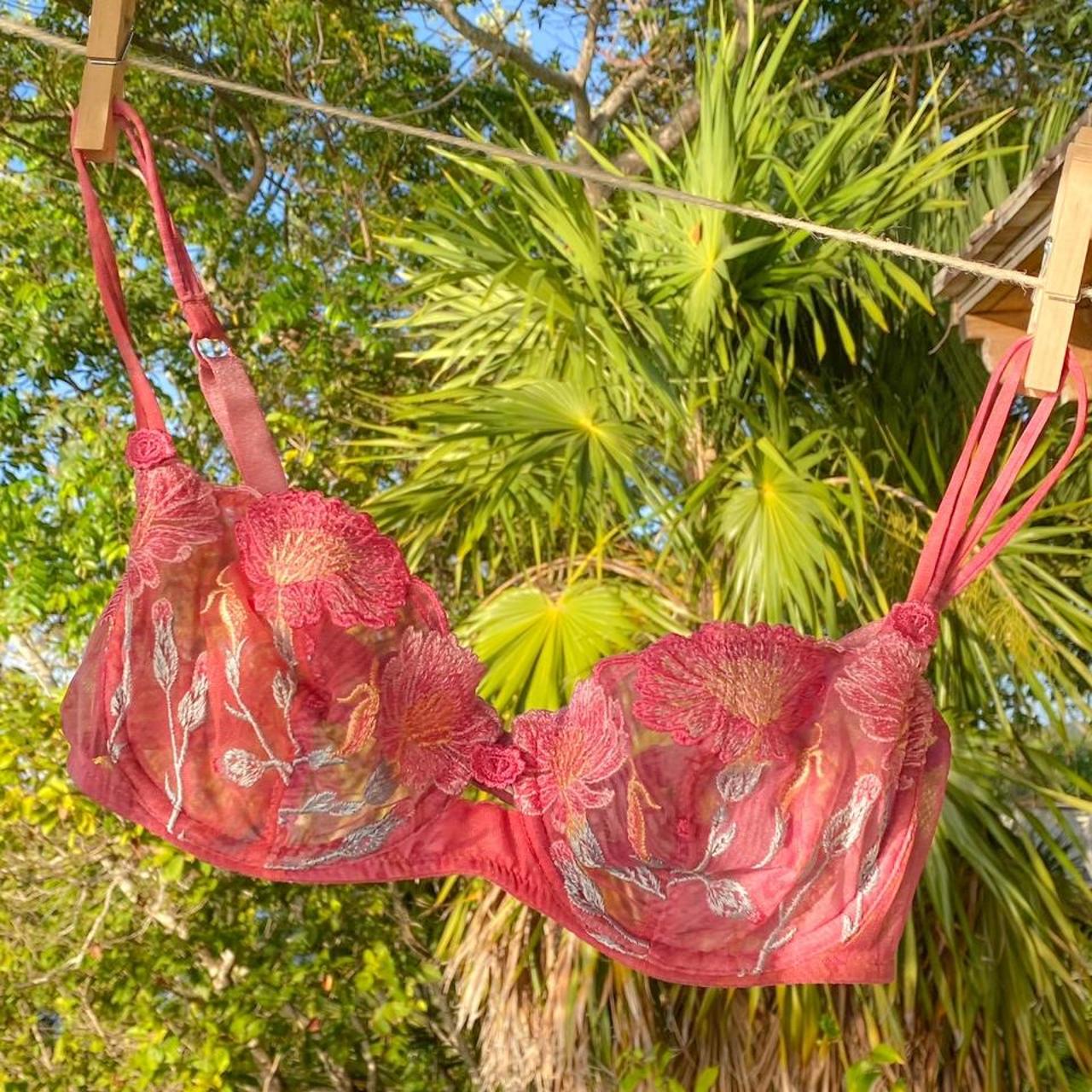 This. Bralette. Wow. The embroidered design and - Depop