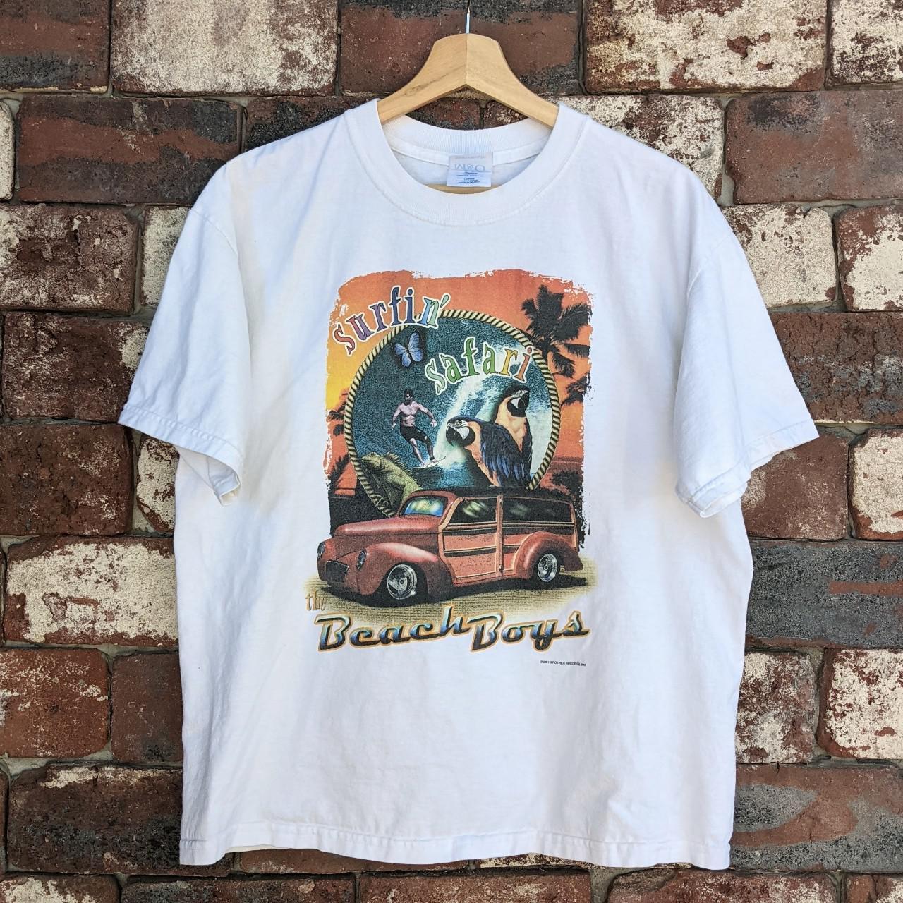 Vintage Beach Boys Surfin' Safari tour t-shirt Size... - Depop