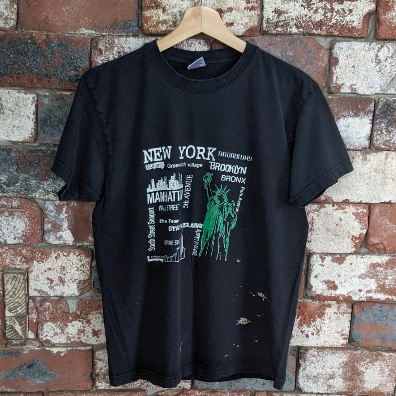 Vintage New York City t-shirt Size S. See pics for... - Depop