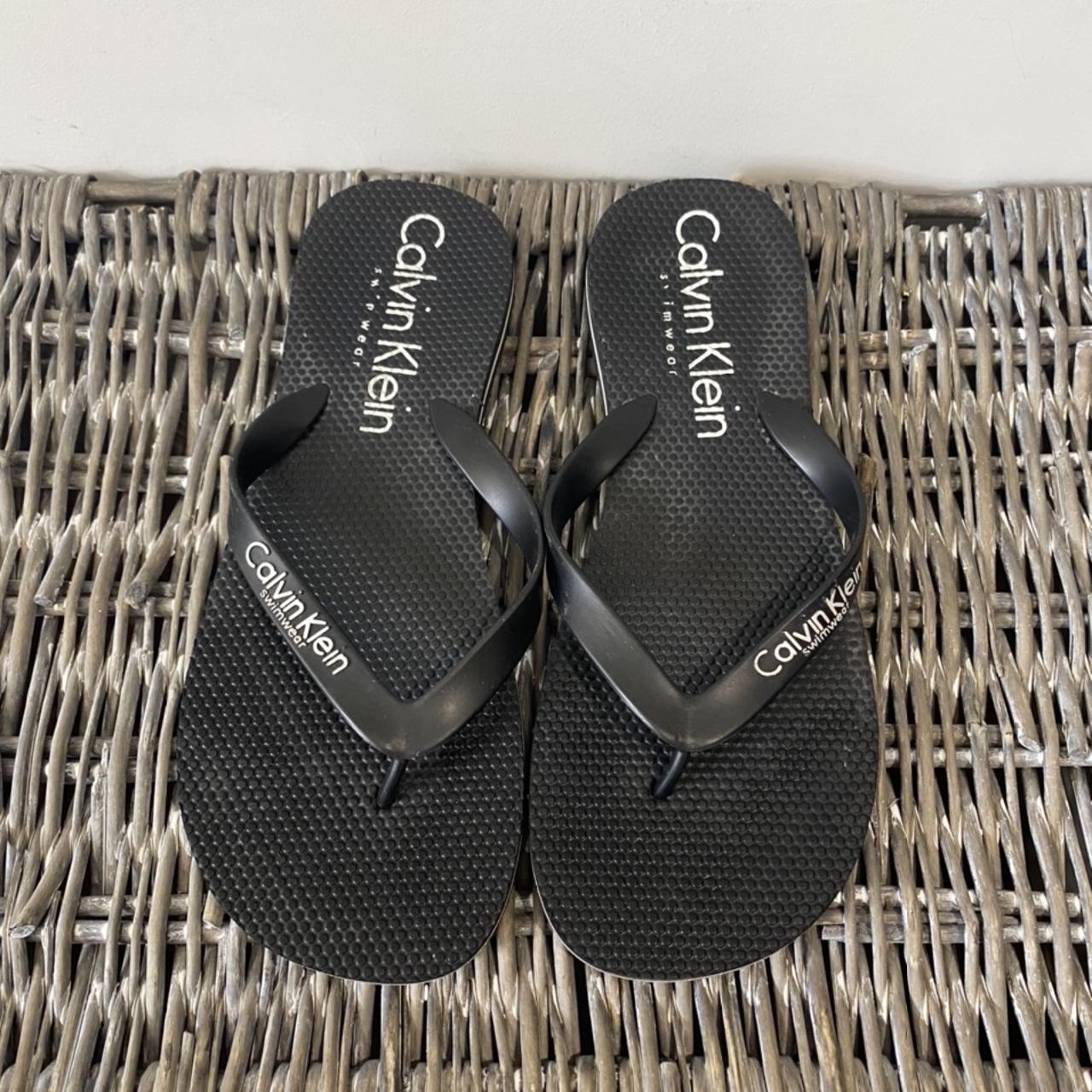 calvin klein flip flop