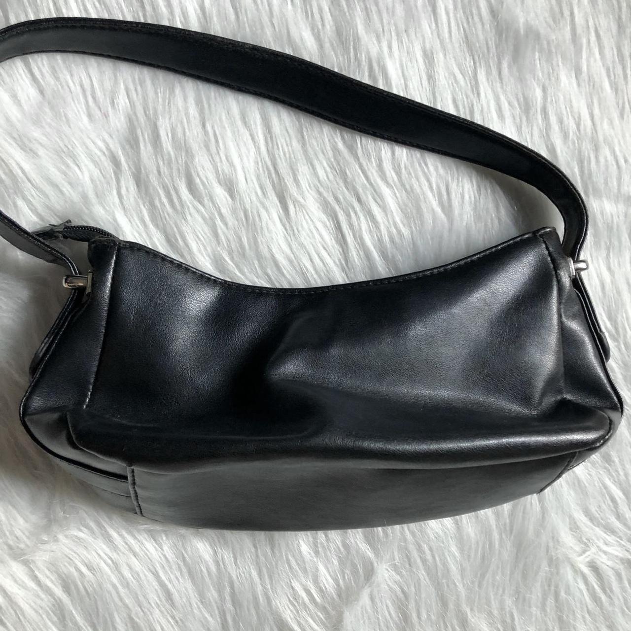 Y2K leather mini purse ⛓ features metal zipper and... - Depop