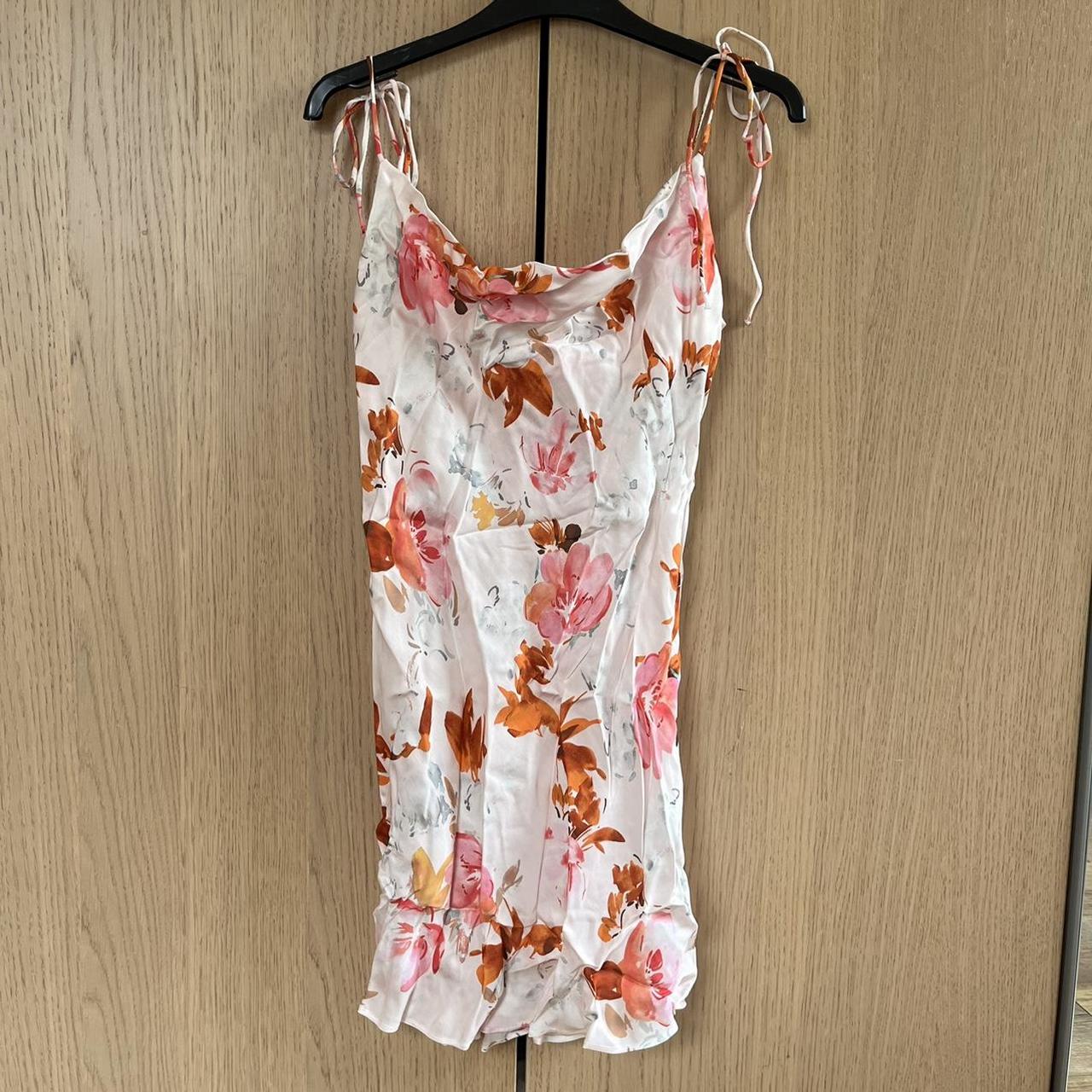 Zara Women's Pink and Cream Dress | Depop