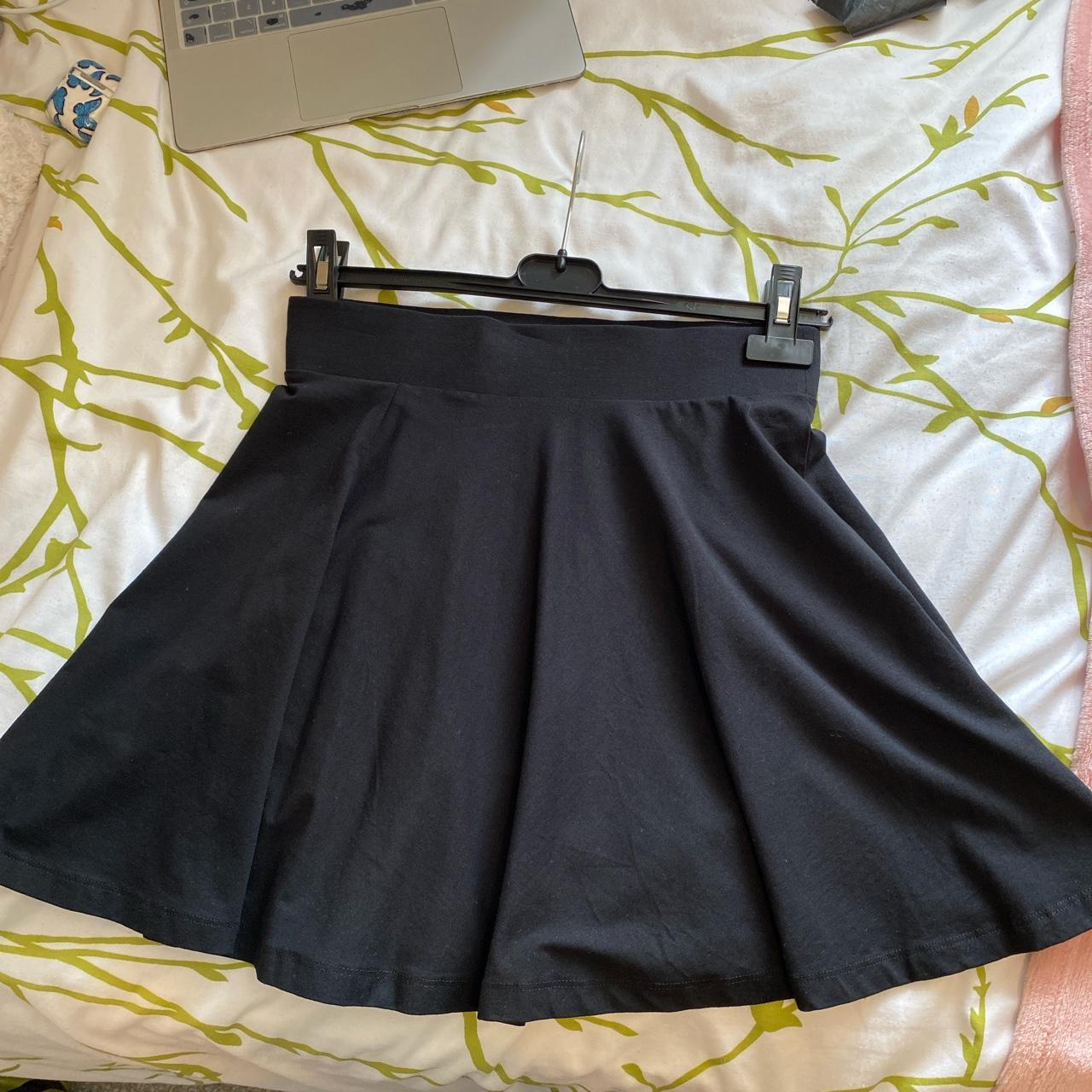 Black tennis skirt Hardly worn - Depop