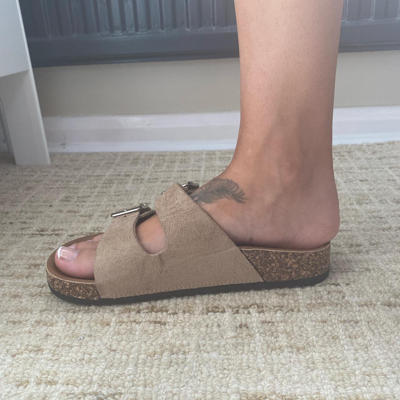 Product Image 2 - Gorgeous Birkenstock Arizona style sandals.