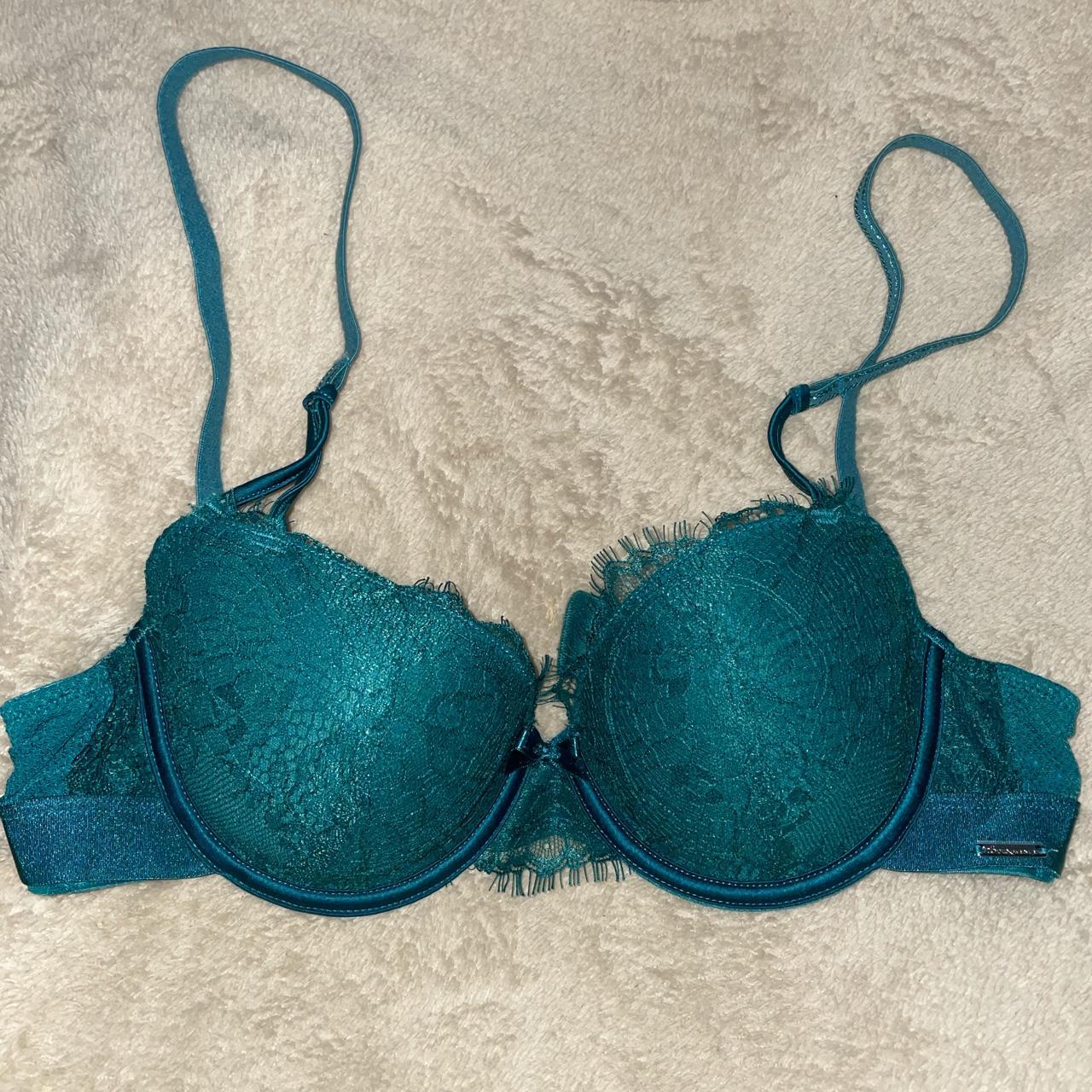 Emerald green bouxe avenue bra So pretty, just... - Depop