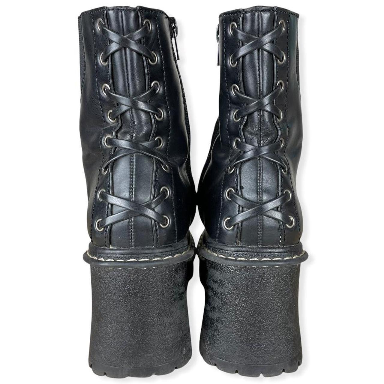 Women's Black Boots (4)