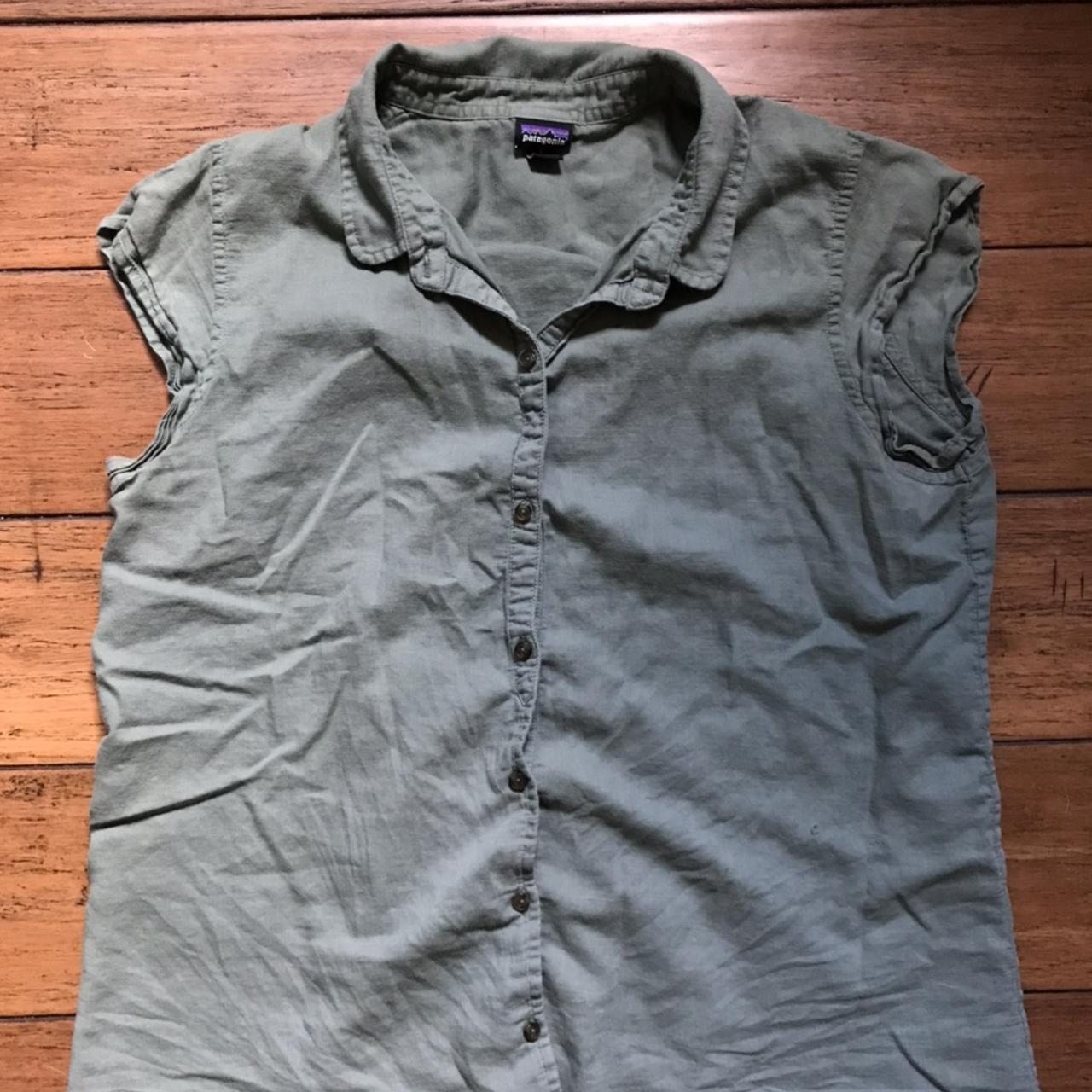 Patagonia button down top! Olive green, size 2. Very... - Depop
