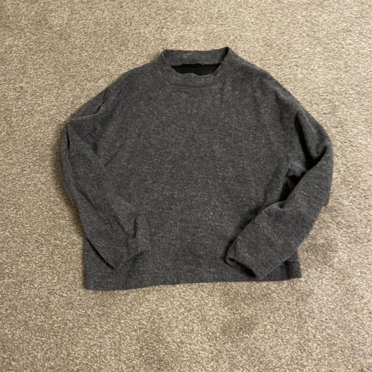 Zara Women's Sweatshirt | Depop