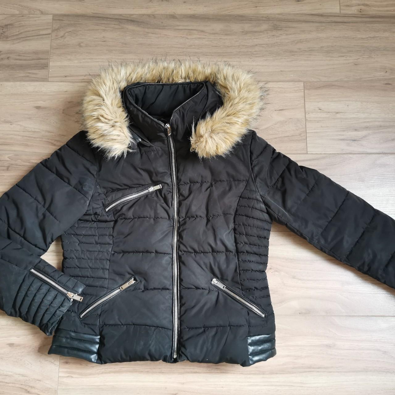 🖤 Zara Black Puffer 🖤 Black Puffer jacket with fur... Depop