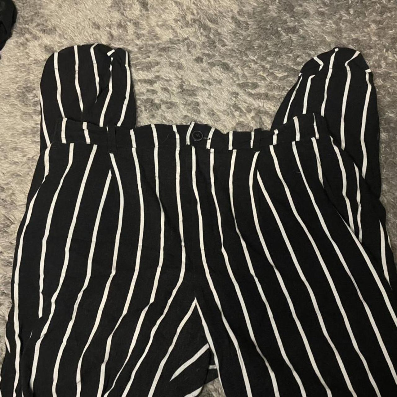 Women's Black and White Trousers | Depop