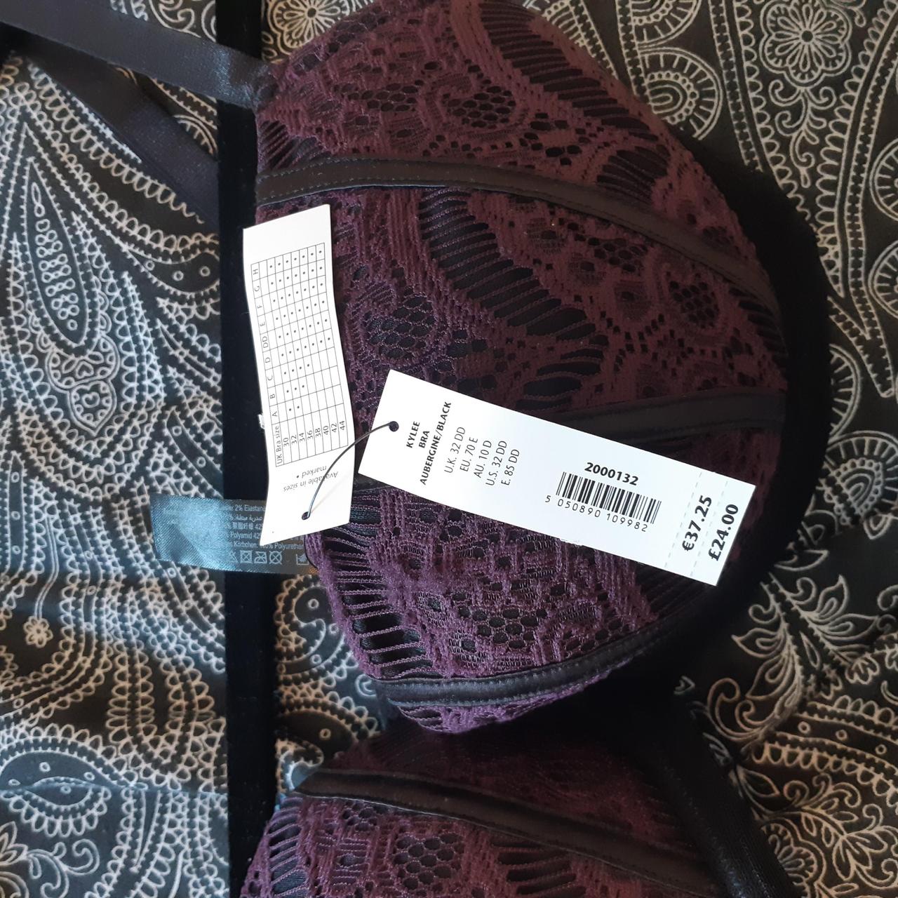 BNWT purple and black lace bra. Ann Summers size