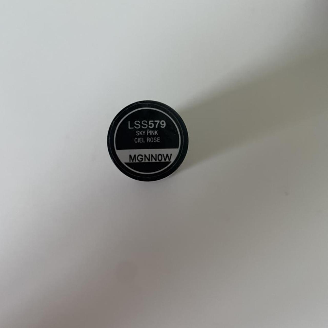 Nyx makeup depop