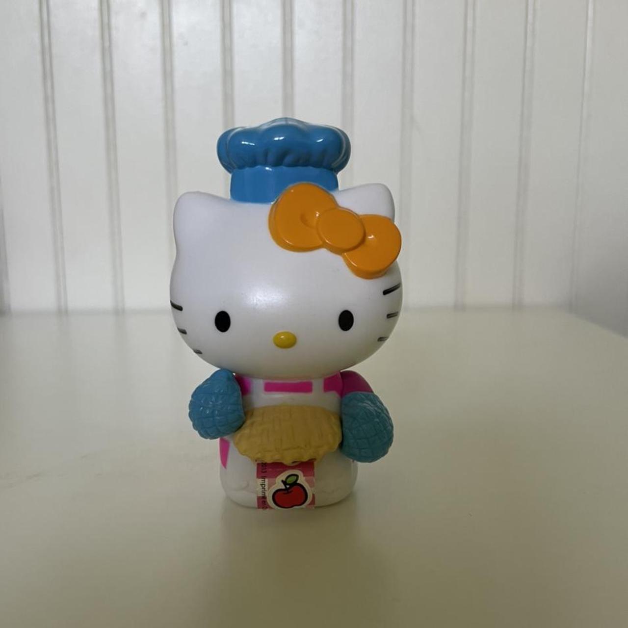 Hello Kitty Baker Chef Figurine The pie in her hands... - Depop