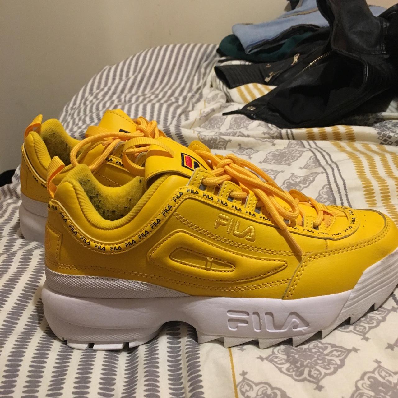 Fila disruptor 2 yellow size outlet 9