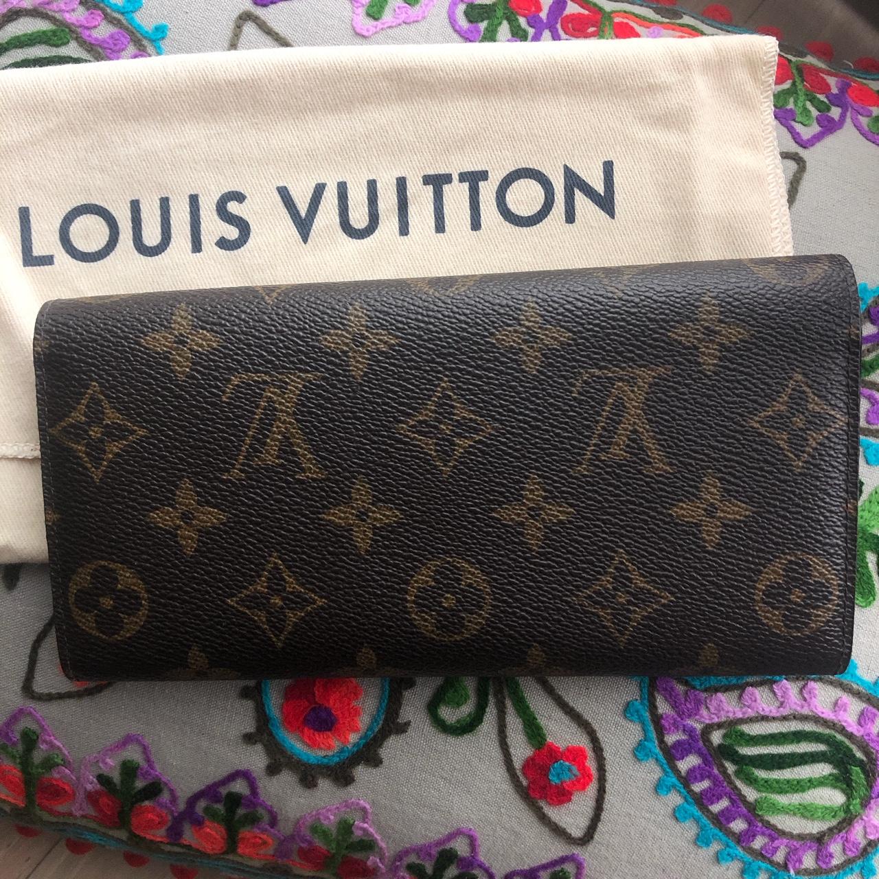 Portafoglio Louis Vuitton. Stampa monogram, interno