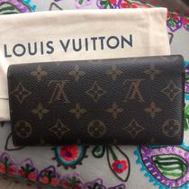 Cerco portafoglio uomo Louis Vuitton con ferma - Depop