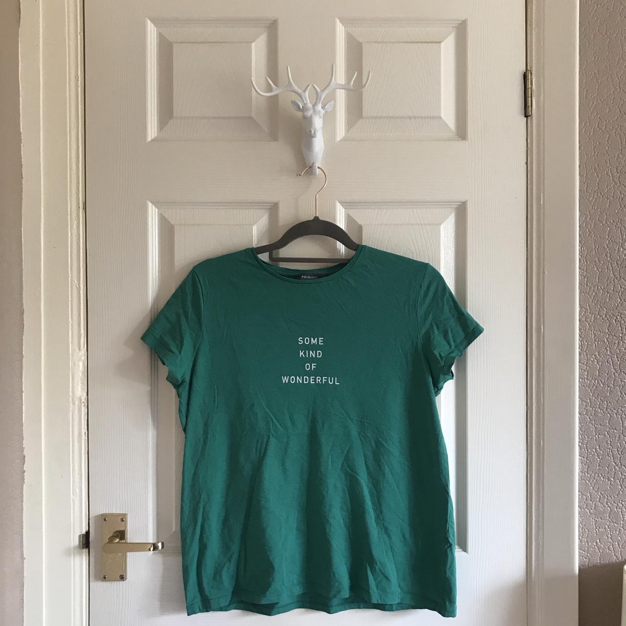 primark green t shirt