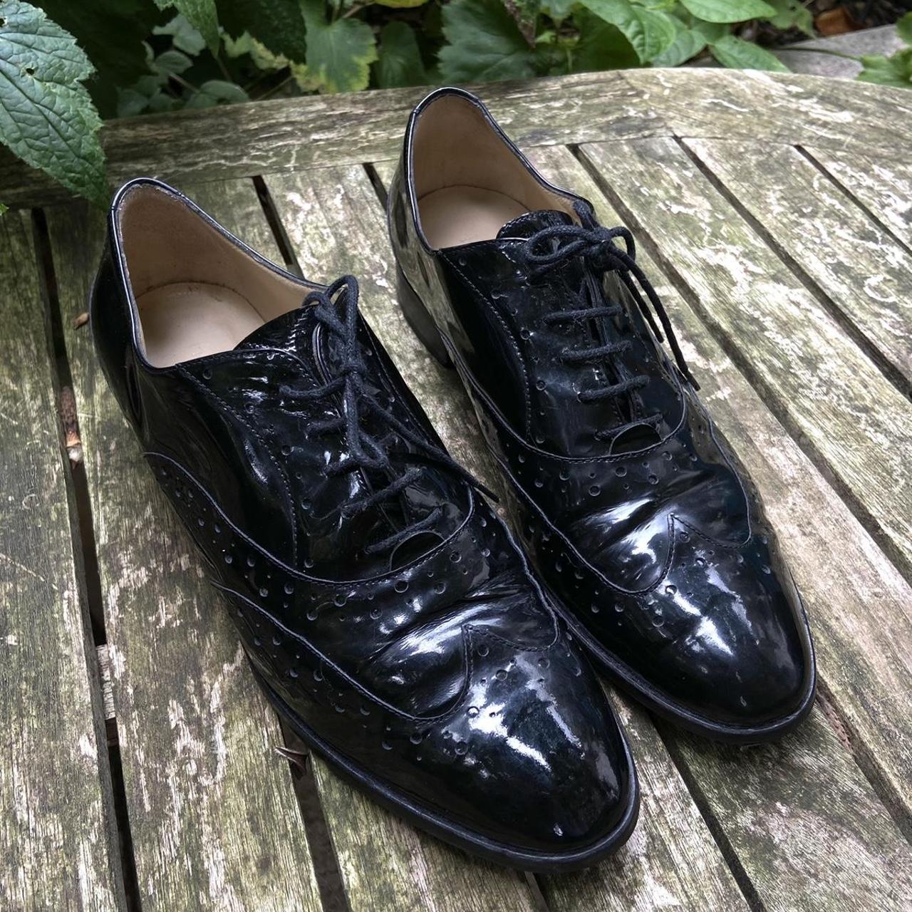 CLASSIC PATENT LEATHER BLACK BROGUES SIZE 7,