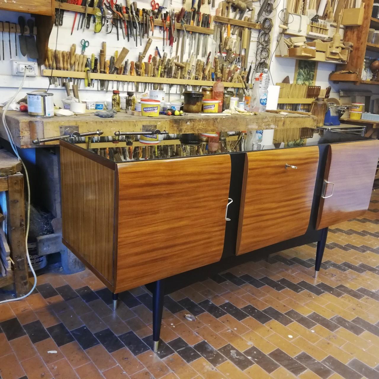 Sideboard, madia, credenza vintage anni 60, in legno... Depop