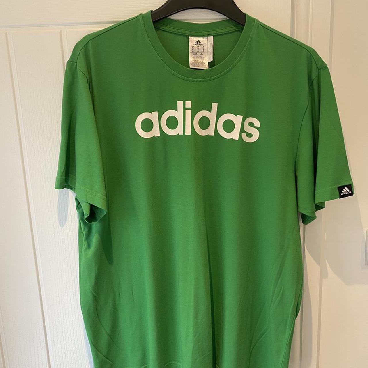 Vintage green Adidas top XL 9.5/10... - Depop