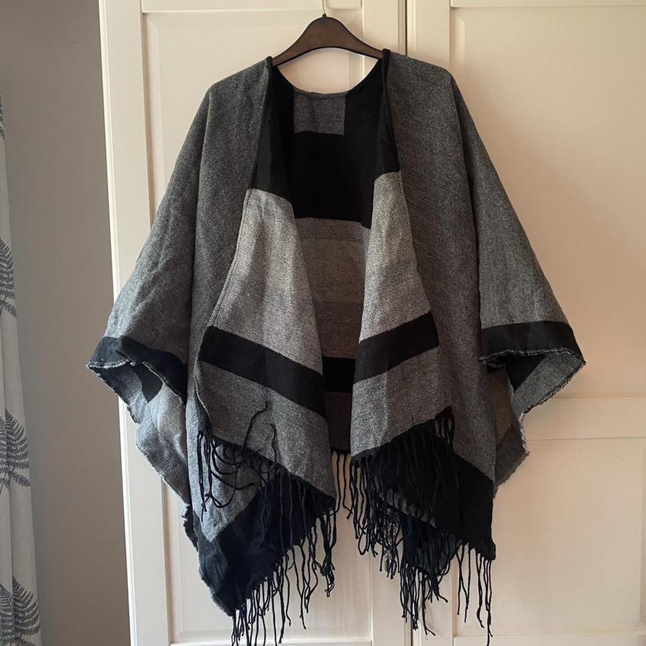 New Look reversible tassled hem wrap around cape. No... - Depop