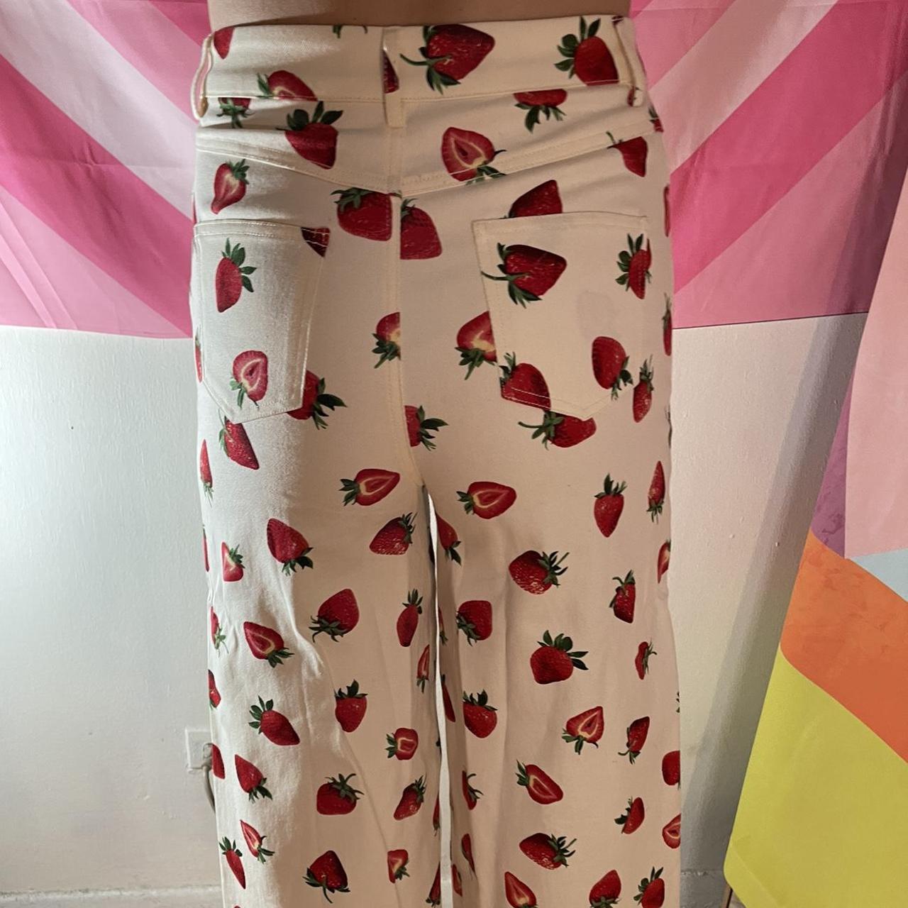 Product Image 3 - Dangerfield size 8 Strawberry 🍓