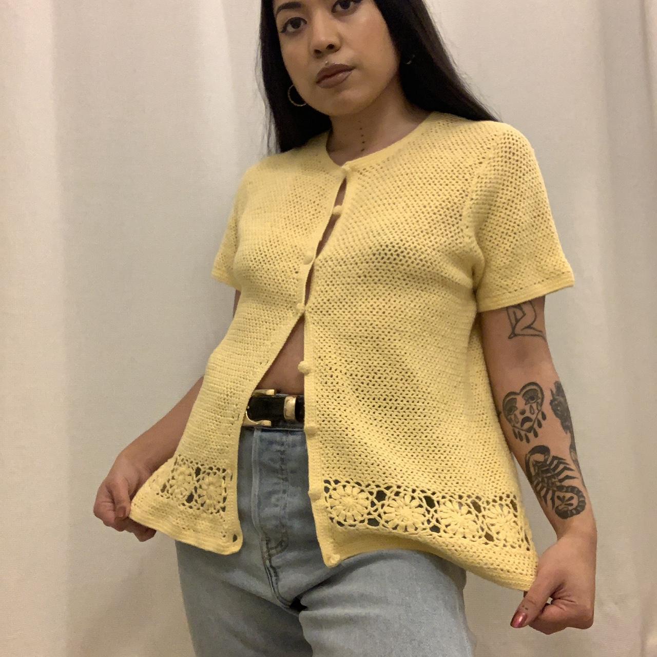 Liz Claiborne Women S Yellow Depop