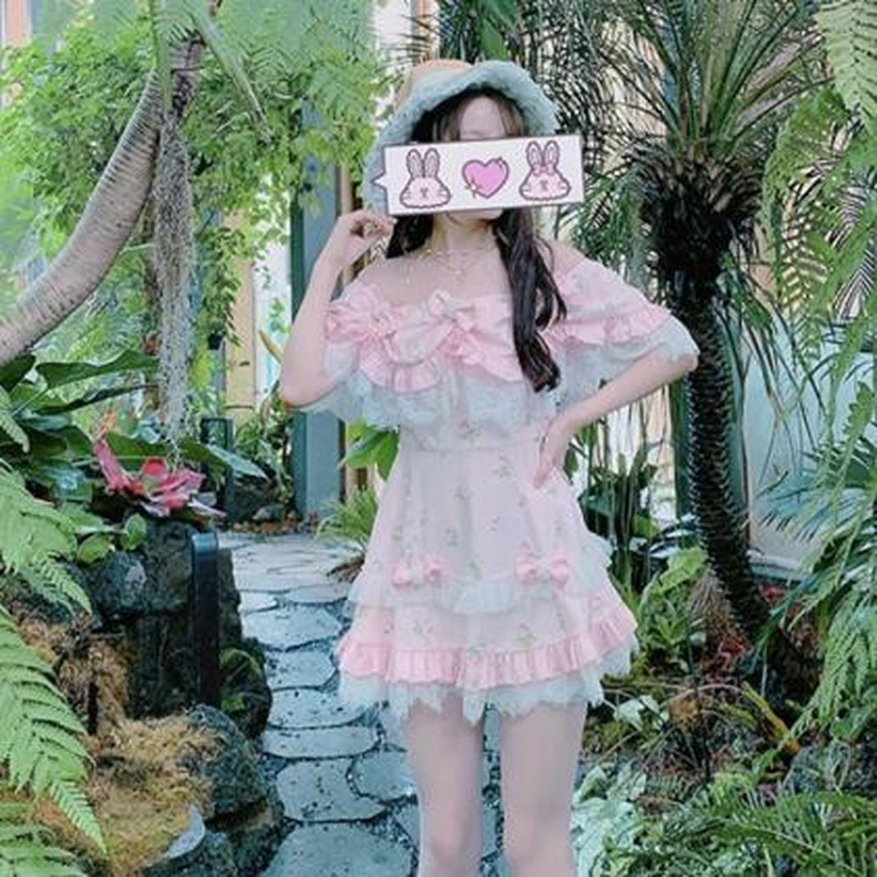 Product Image 3 - Pink and floral peiliee dress!
