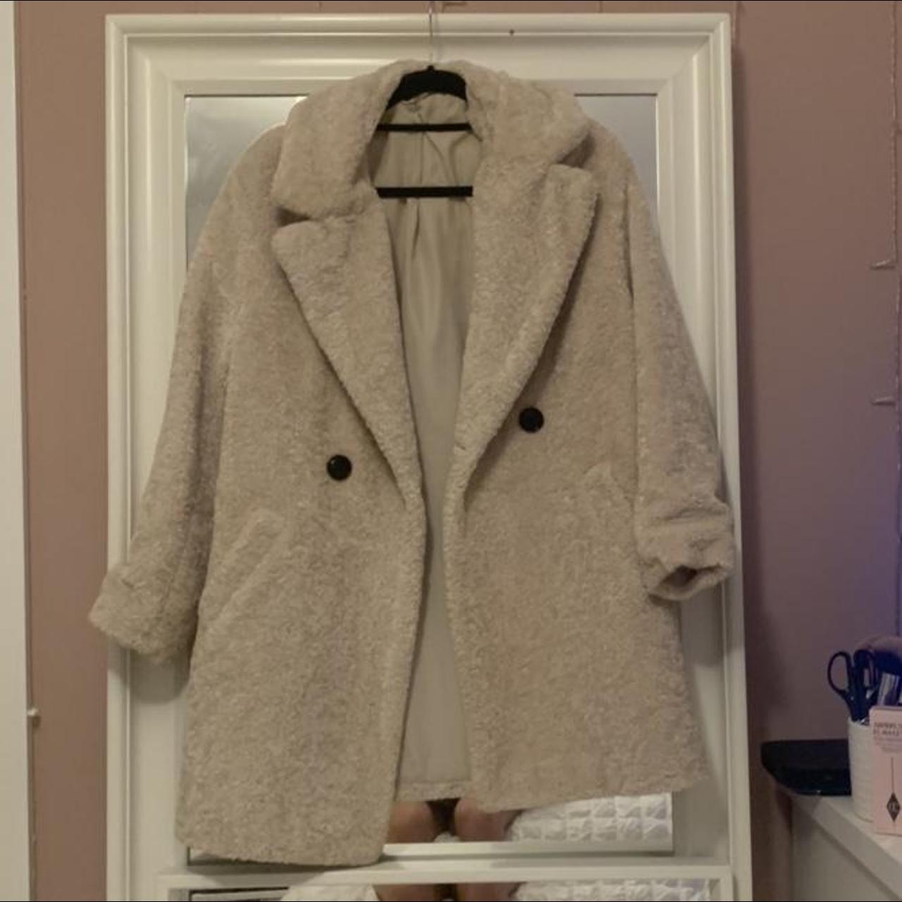 H&M Women's Coat | Depop