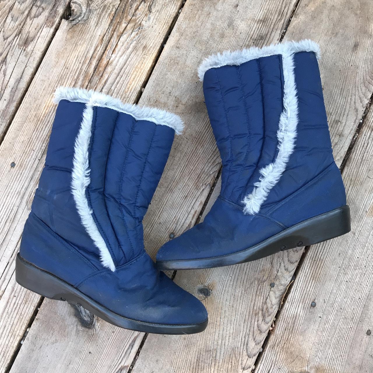 navy snow boots