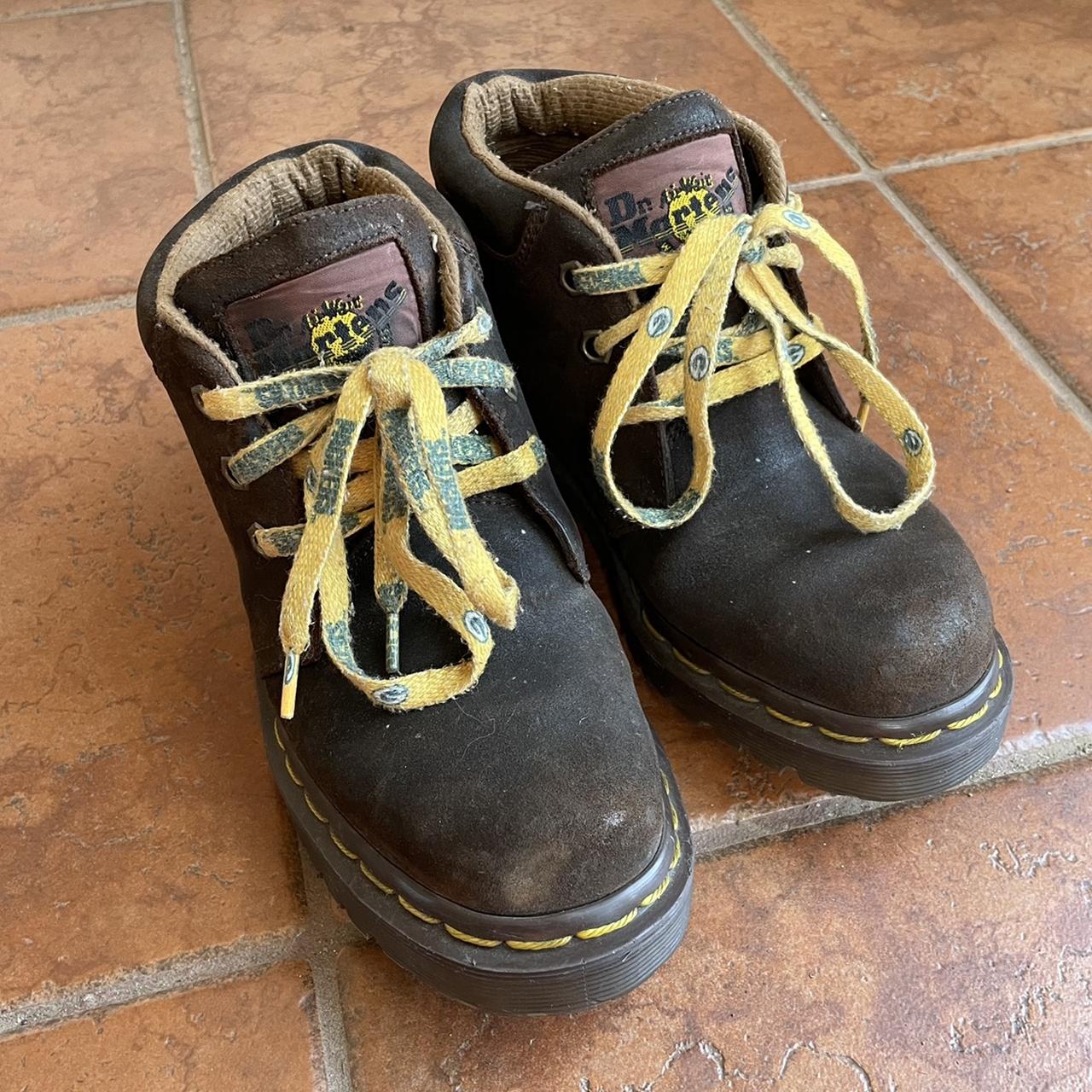 Early style 8057 90's Dark brown Depop