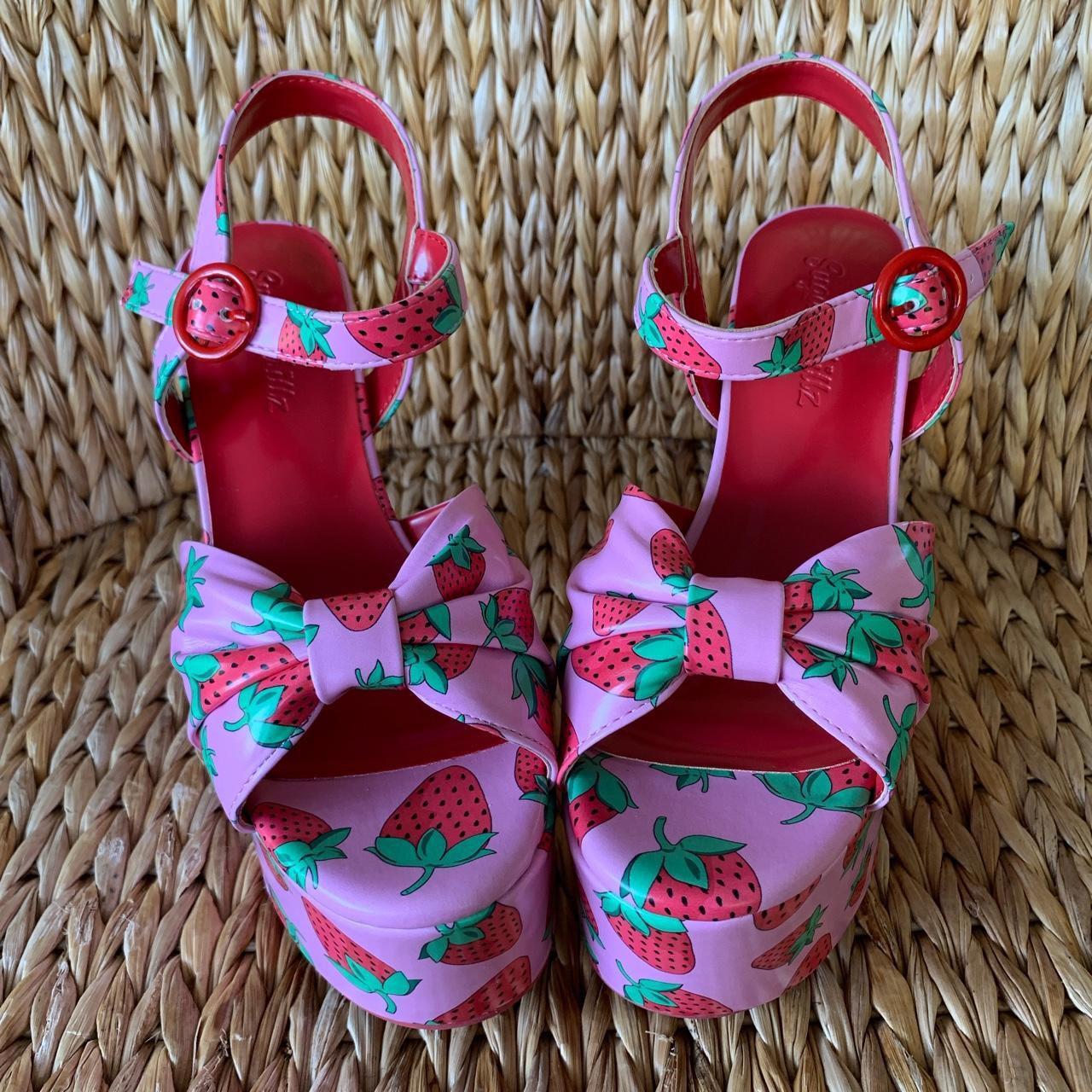 dolls kill pink platforms