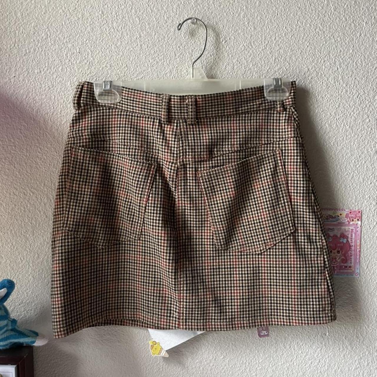 Brandy Melville plaid skirt 🐒 super cute and... - Depop