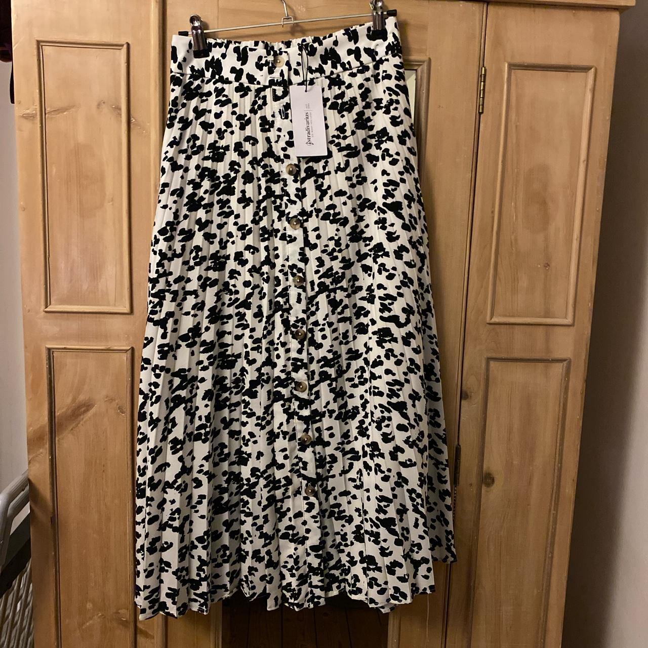 Leopard print on sale midi skirt xs