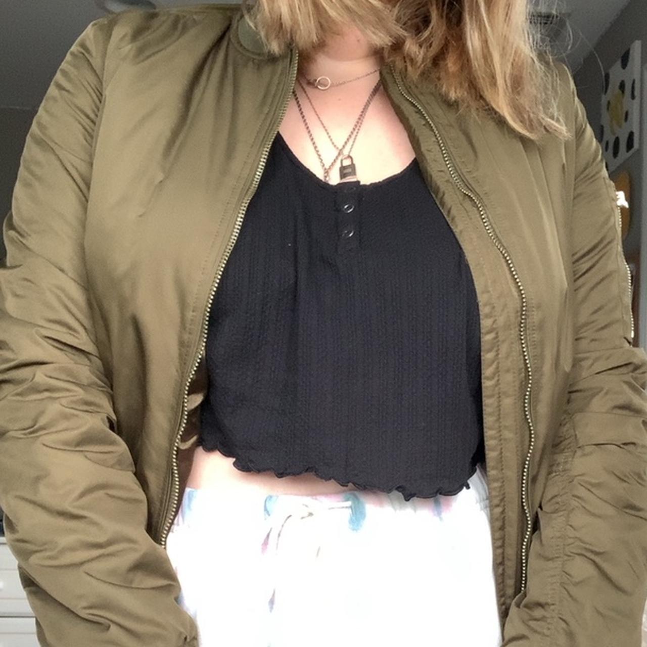 TOPSHOP bomber jacket 💣 Neutral olive Depop